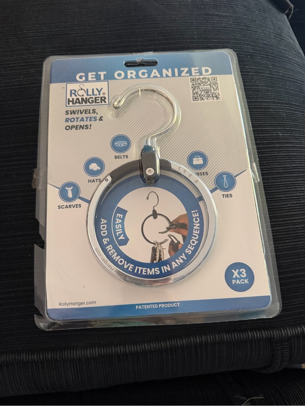 New 3 Pk Rolly Hanger